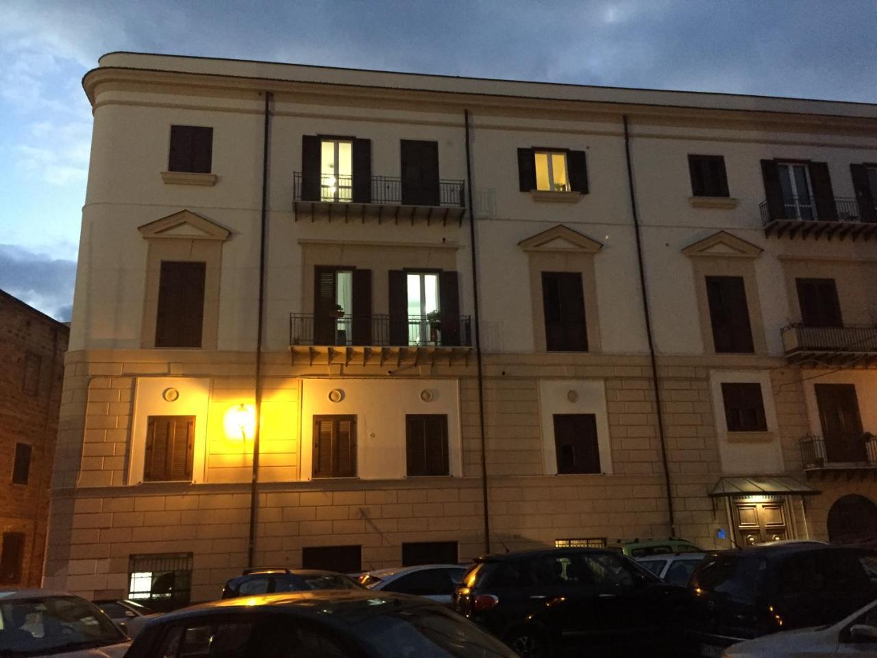 B&B Ohana Palermo Buitenkant foto