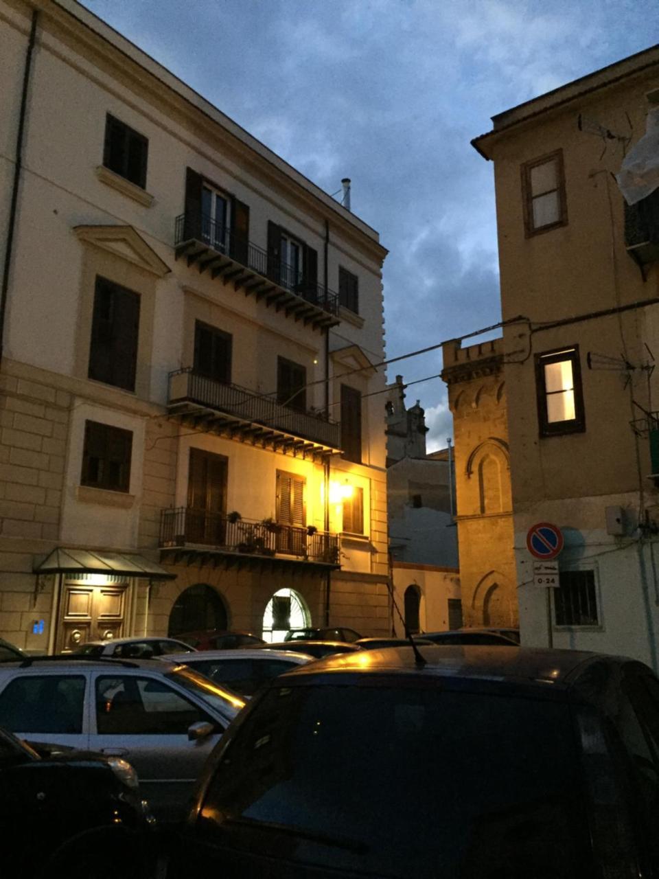 B&B Ohana Palermo Buitenkant foto